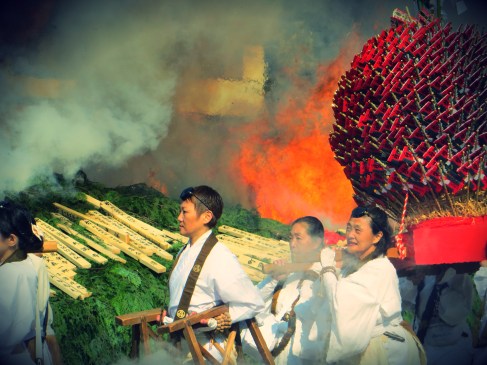 Hiwatari Matsuri: Mount Takao Fire Walking Festival Tokyo