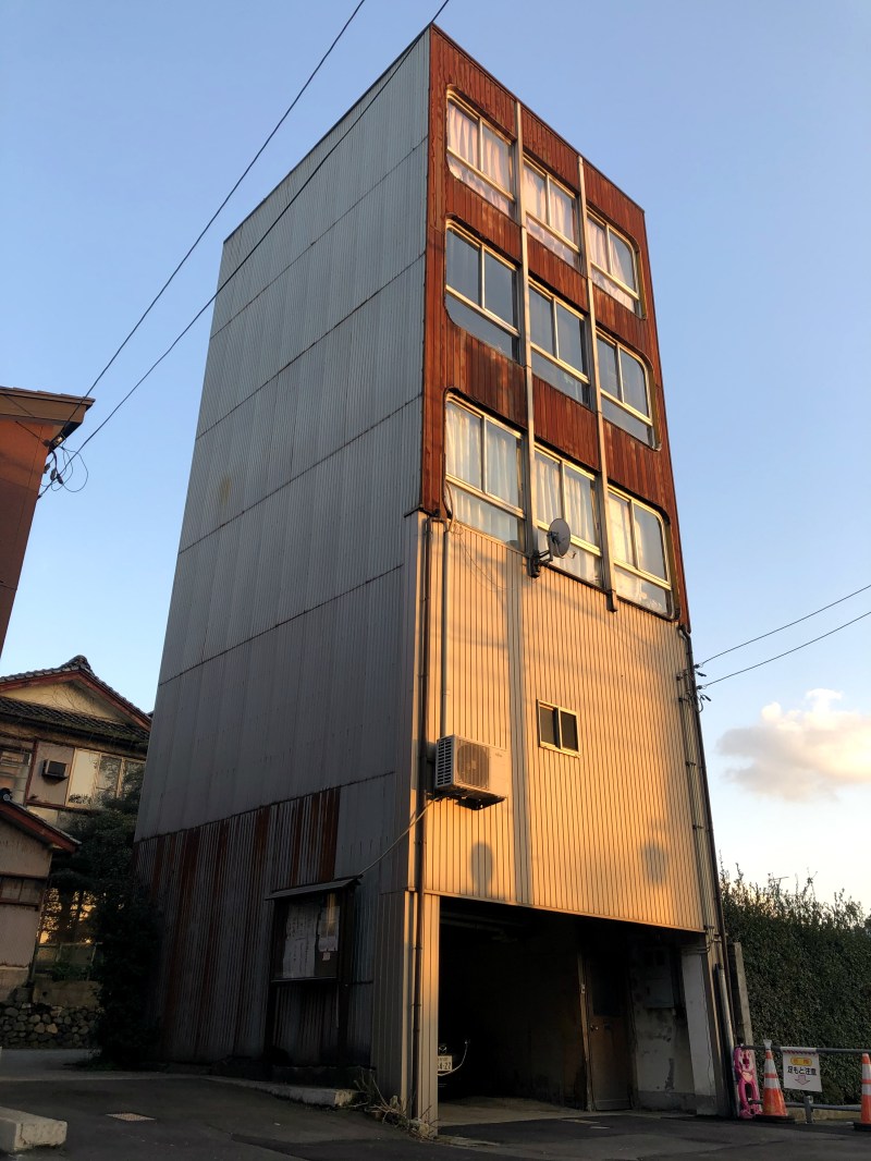14. Kanazawa trip building dusk